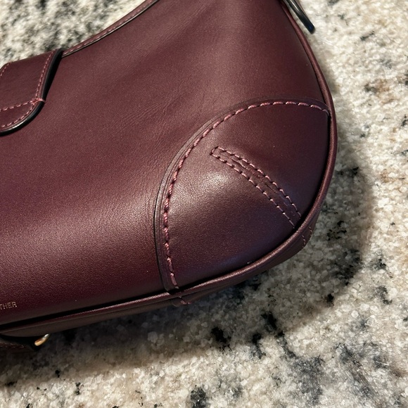 Coach Hamptons Hobo Bag Re-Edition 2005 Black Currant Gold Clasp - Picture 7 of 12